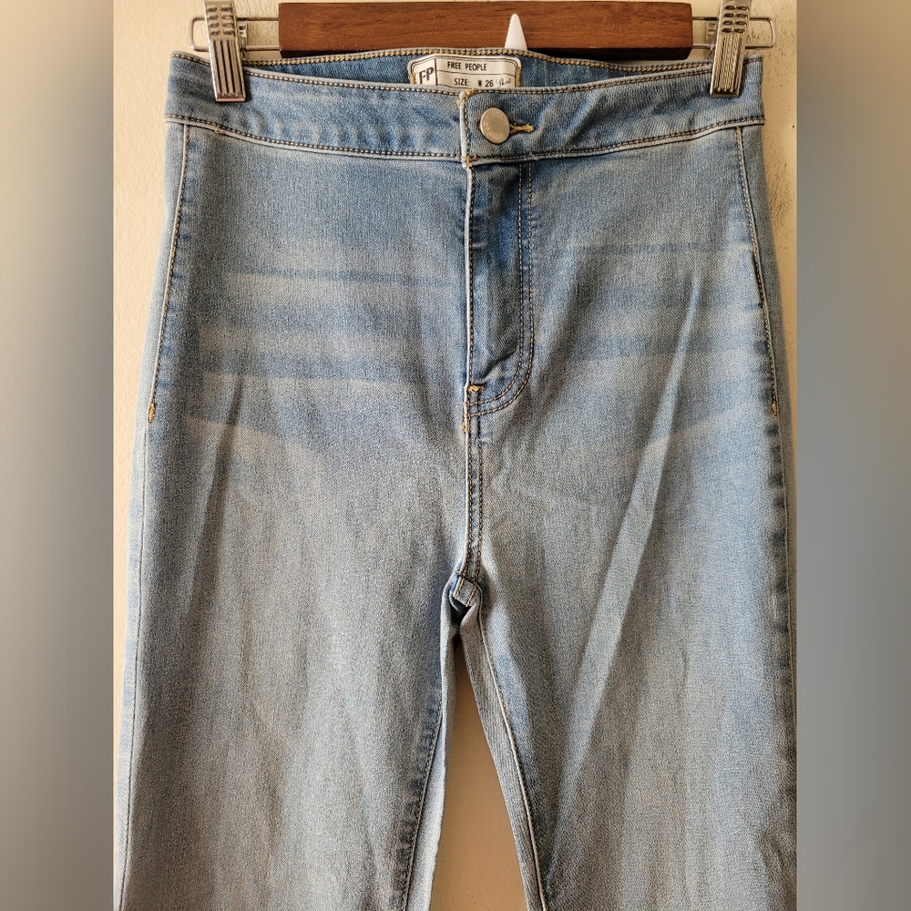 Free People Light Wash Flare Jeans short length - Picture 3 of 11